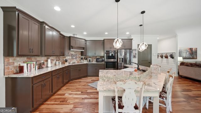 1010 Buckingham Way, Rocky Face, GA 30740