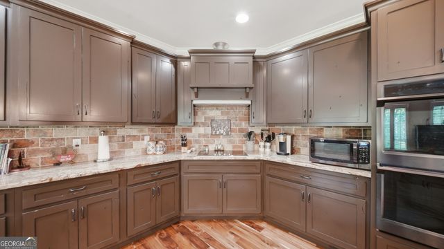 1010 Buckingham Way, Rocky Face, GA 30740