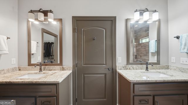 1010 Buckingham Way, Rocky Face, GA 30740