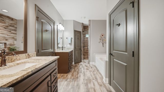 1010 Buckingham Way, Rocky Face, GA 30740