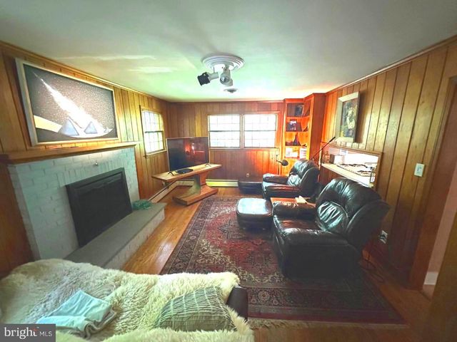 7244 MINK HOLLOW RD, Highland, MD 20777