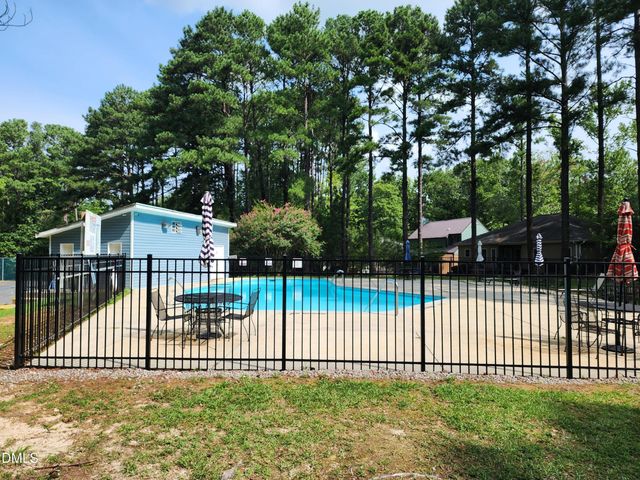 1002 N Windrace Trail, Sanford, NC 27332