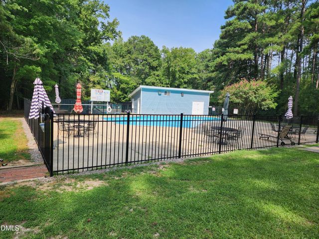 1002 N Windrace Trail, Sanford, NC 27332