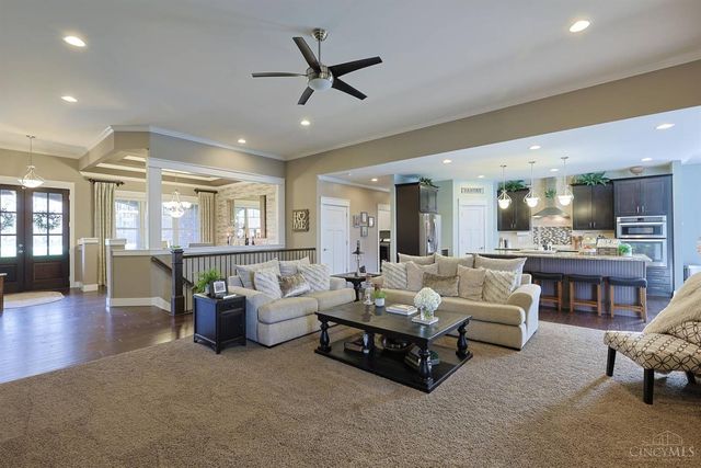 7430 Deep Woods Court, Springboro, OH 45066