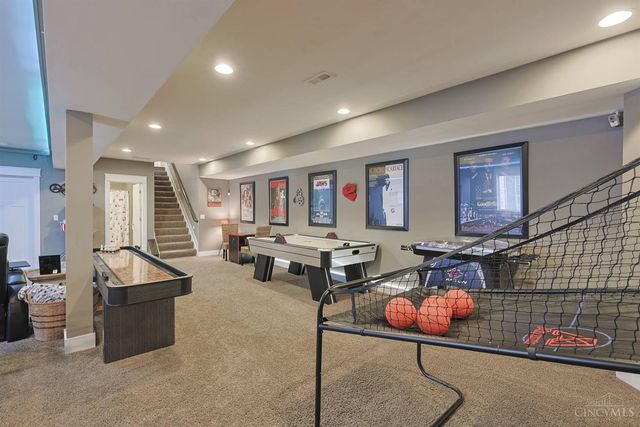 7430 Deep Woods Court, Springboro, OH 45066