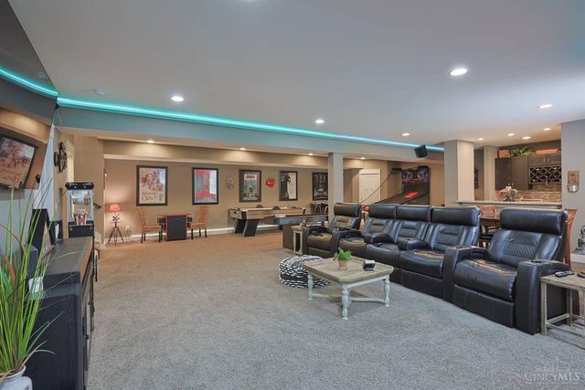 7430 Deep Woods Court, Springboro, OH 45066