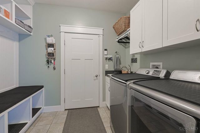 7430 Deep Woods Court, Springboro, OH 45066
