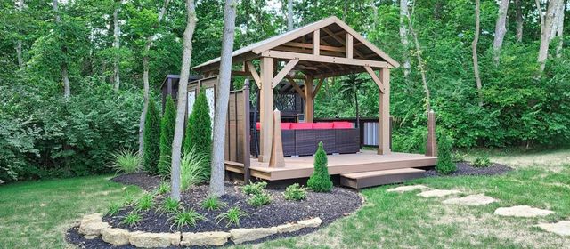 7430 Deep Woods Court, Springboro, OH 45066