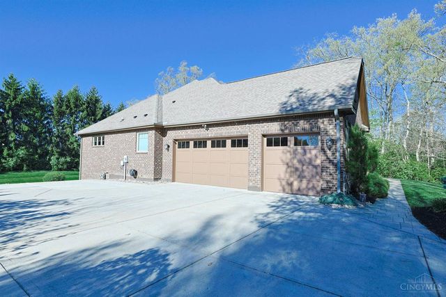 7430 Deep Woods Court, Springboro, OH 45066