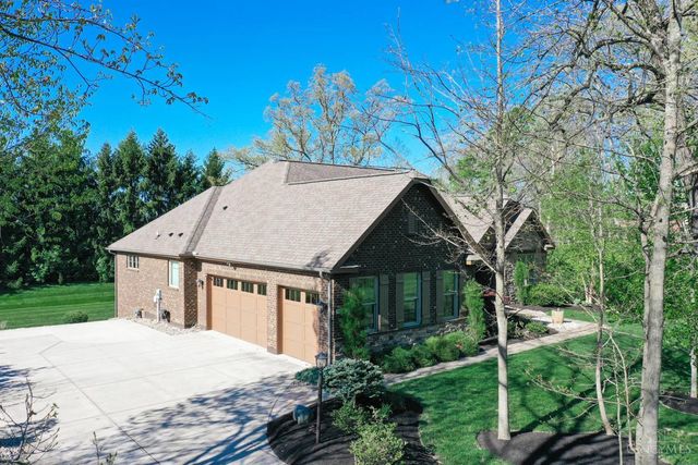 7430 Deep Woods Court, Springboro, OH 45066