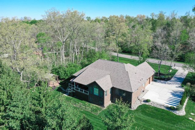 7430 Deep Woods Court, Springboro, OH 45066