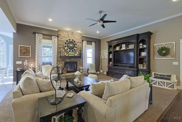 7430 Deep Woods Court, Springboro, OH 45066