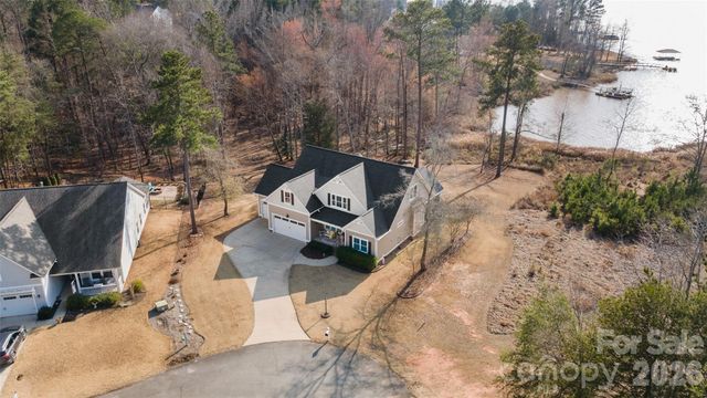 9465 Tradewinds Court, Lancaster, SC 29720