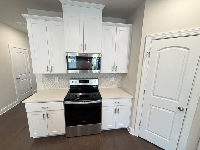 4657 Ridge Bend Dr, Nashville, TN 37207