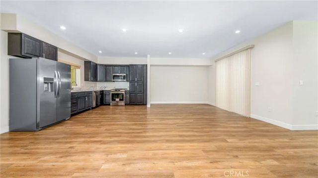 17154 CHATSWORTH Street 2, Granada Hills, CA 91344