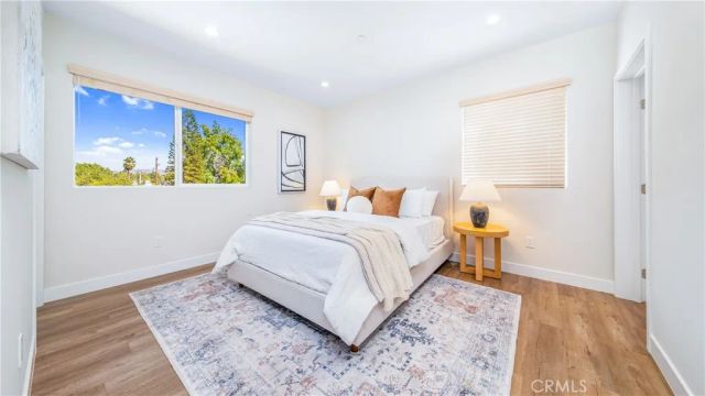 17154 CHATSWORTH Street 2, Granada Hills, CA 91344