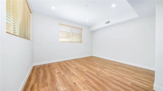 17154 CHATSWORTH Street 2, Granada Hills, CA 91344