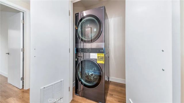 17154 CHATSWORTH Street 2, Granada Hills, CA 91344