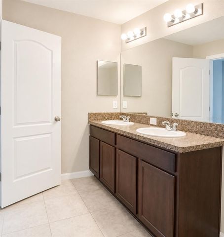 2110 GOLDEN FALCON DRIVE, Ruskin, FL 33570