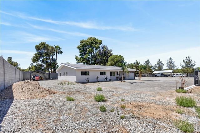 6727 South Pecos Road, Las Vegas, NV 89120