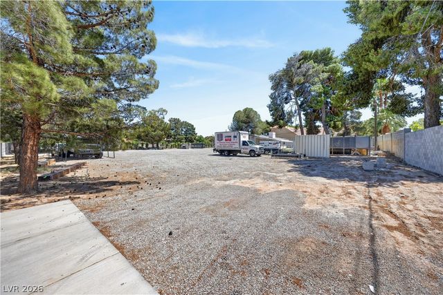 6727 South Pecos Road, Las Vegas, NV 89120
