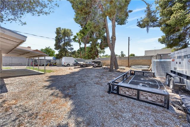 6727 South Pecos Road, Las Vegas, NV 89120