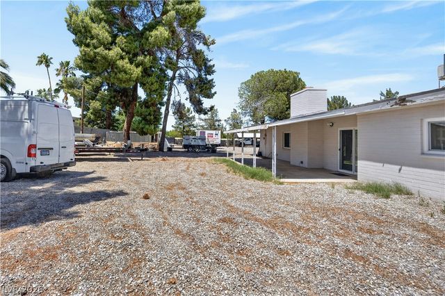 6727 South Pecos Road, Las Vegas, NV 89120
