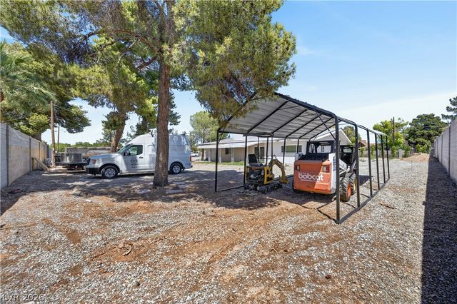 6727 South Pecos Road, Las Vegas, NV 89120