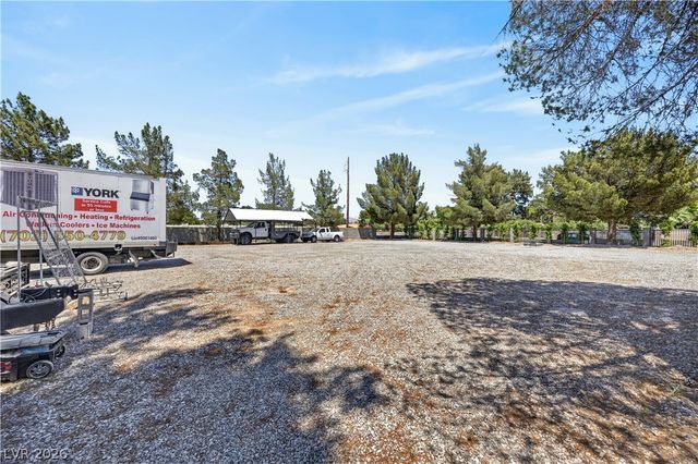 6727 South Pecos Road, Las Vegas, NV 89120