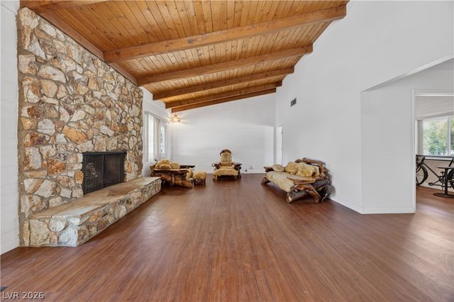 6727 South Pecos Road, Las Vegas, NV 89120