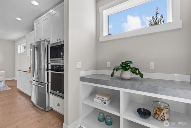 4810 216th Court SW, Mountlake Terrace, WA 98043