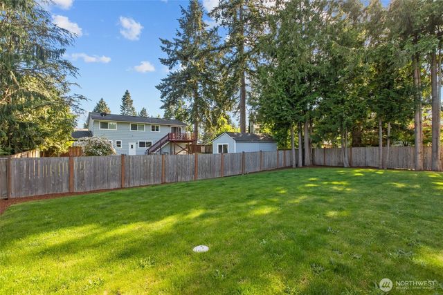 4810 216th Court SW, Mountlake Terrace, WA 98043