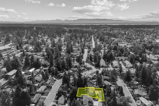 4810 216th Court SW, Mountlake Terrace, WA 98043