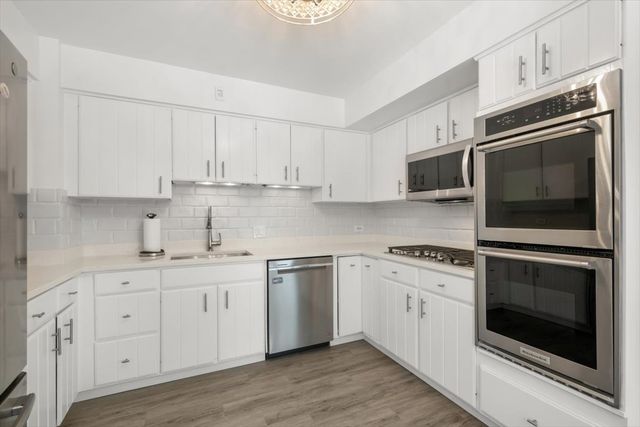 50 Red Oak Lane, Highland Park, IL 60035