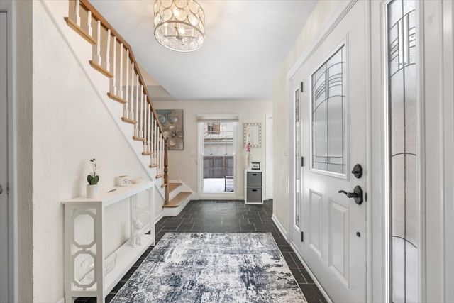 50 Red Oak Lane, Highland Park, IL 60035