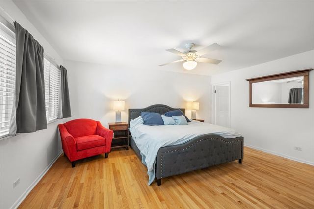 50 Red Oak Lane, Highland Park, IL 60035