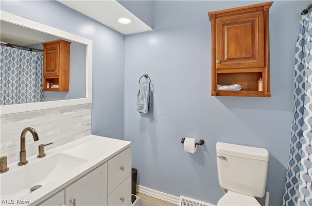 8586 Glennridge Avenue NW, Clinton, OH 44216