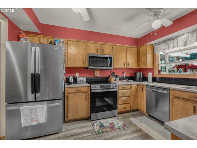 7450 Sw 184TH Pl, Beaverton, OR 97007