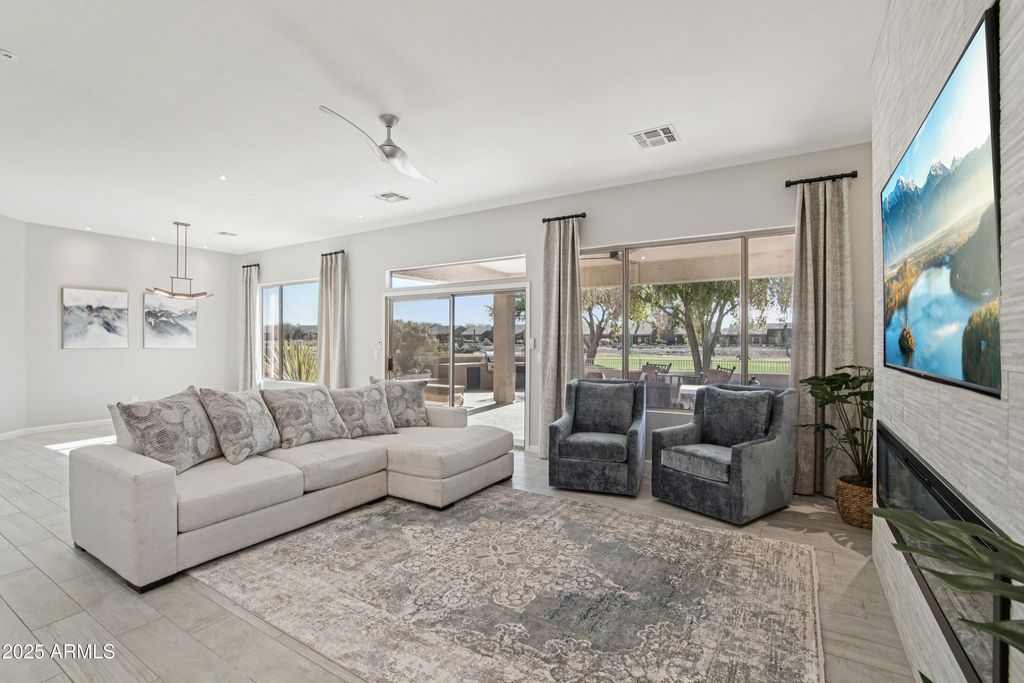 Image 6 of property listing at 7227 E TEXAS EBONY Drive, Gold Canyon, AZ 85118