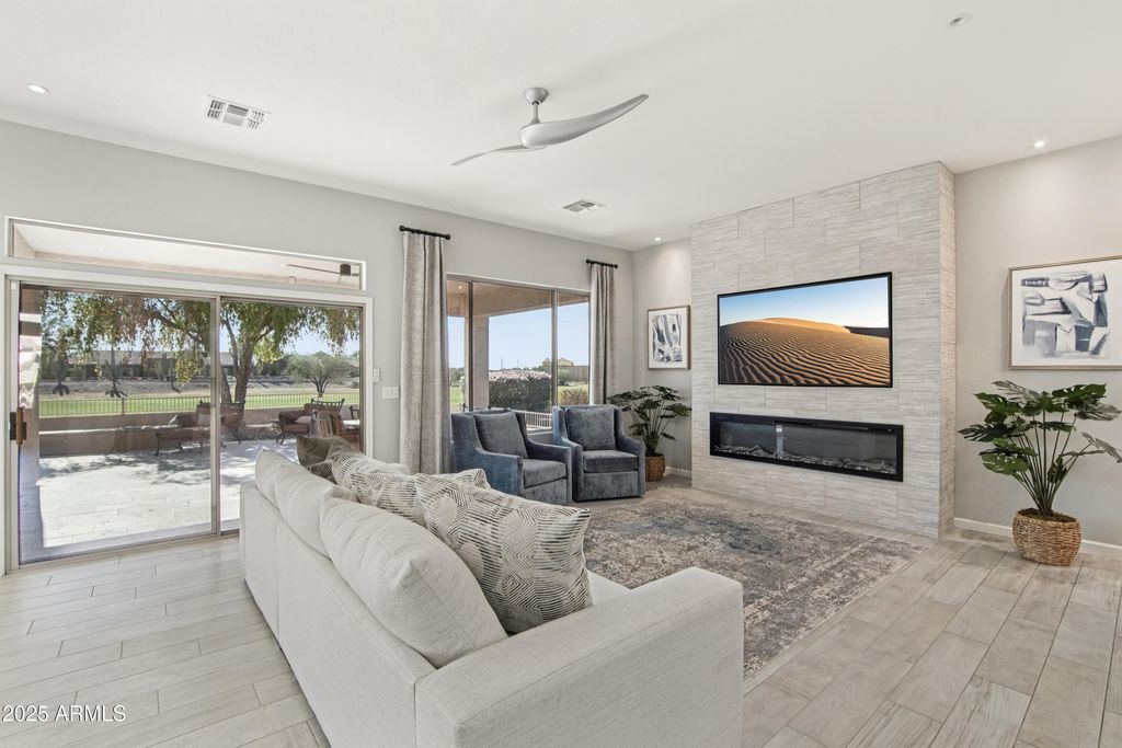 Image 7 of property listing at 7227 E TEXAS EBONY Drive, Gold Canyon, AZ 85118