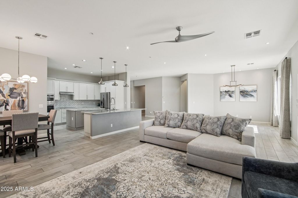 Image 8 of property listing at 7227 E TEXAS EBONY Drive, Gold Canyon, AZ 85118