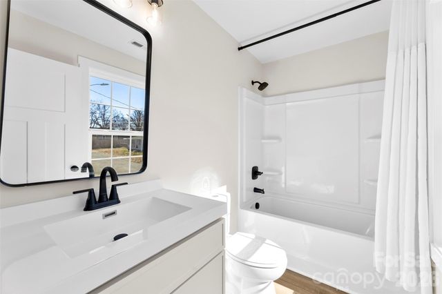 203 Putnam Street, Shelby, NC 28152