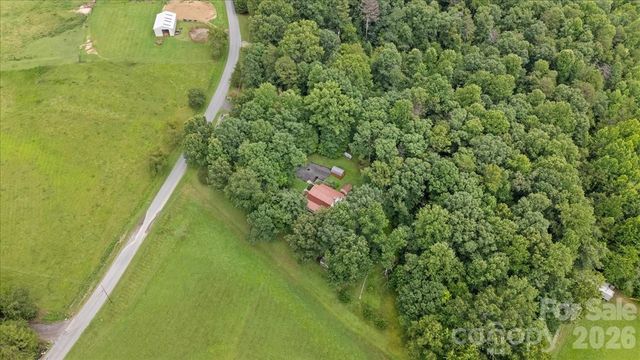 371 Patton Valley Drive, Nebo, NC 28761
