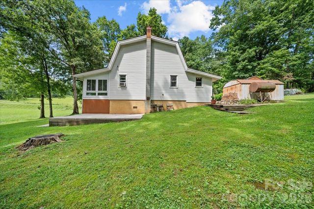 371 Patton Valley Drive, Nebo, NC 28761