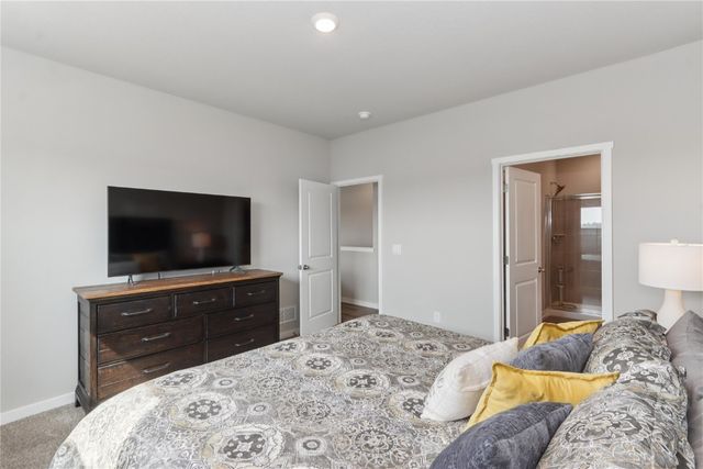 615 Maddie Ln, Tiffin, IA 52340