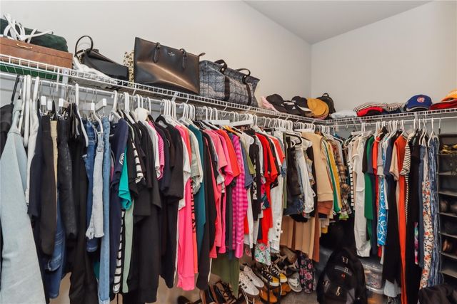 615 Maddie Ln, Tiffin, IA 52340