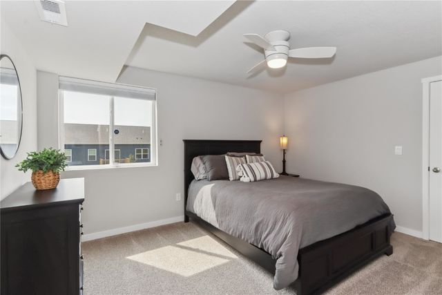 615 Maddie Ln, Tiffin, IA 52340