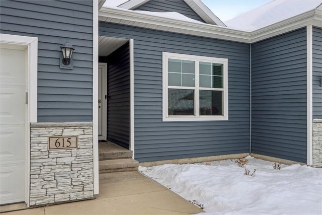 615 Maddie Ln, Tiffin, IA 52340