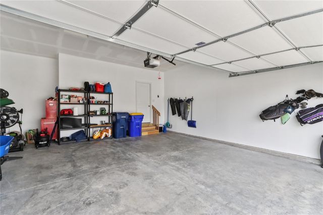 615 Maddie Ln, Tiffin, IA 52340