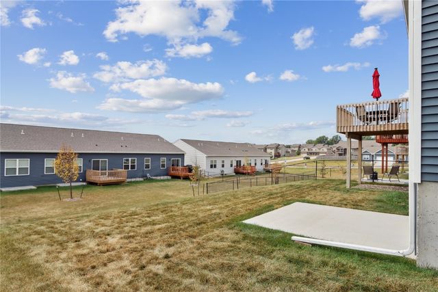 615 Maddie Ln, Tiffin, IA 52340